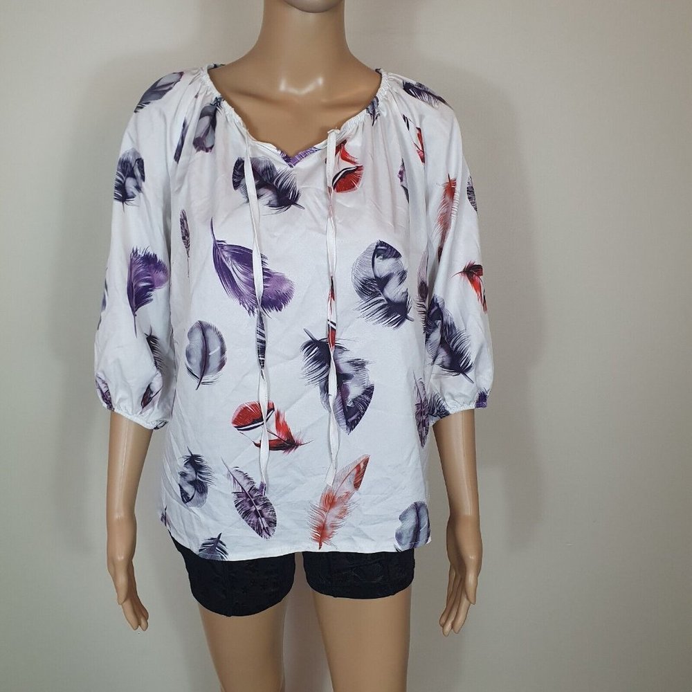 NWOT 10-12 Women's silky satin Blouse Feather Print white Loose Top boho - Picture 6 of 6